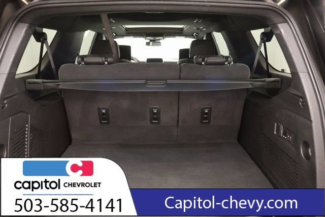 Used 2024 Chevrolet Suburban LT w/ Luxury Package AWD/4WD image 28