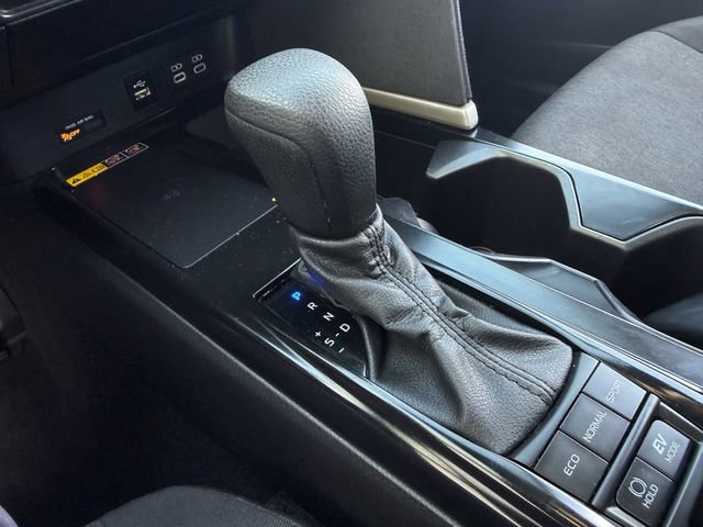 Used 2025 Toyota Camry LE image 20