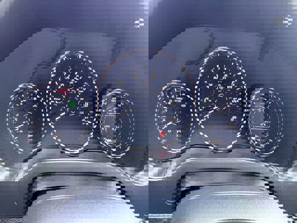 Used 2022 Honda HR-V LX image 31