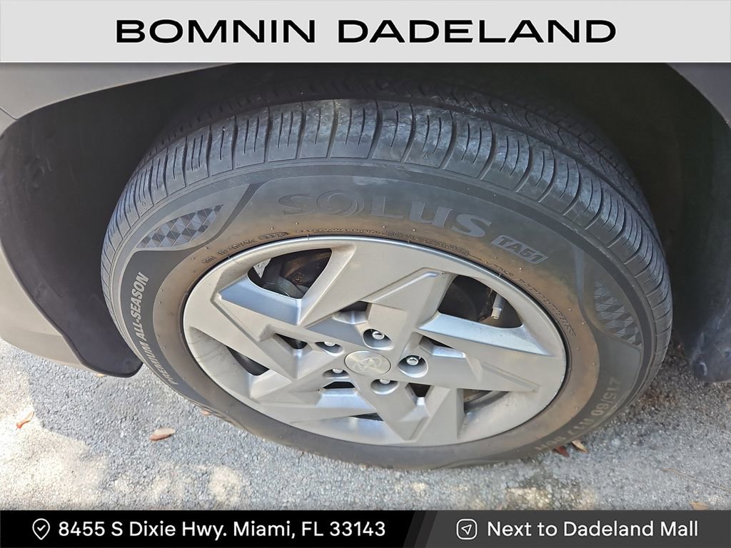 Used 2024 Hyundai Kona SE image 7