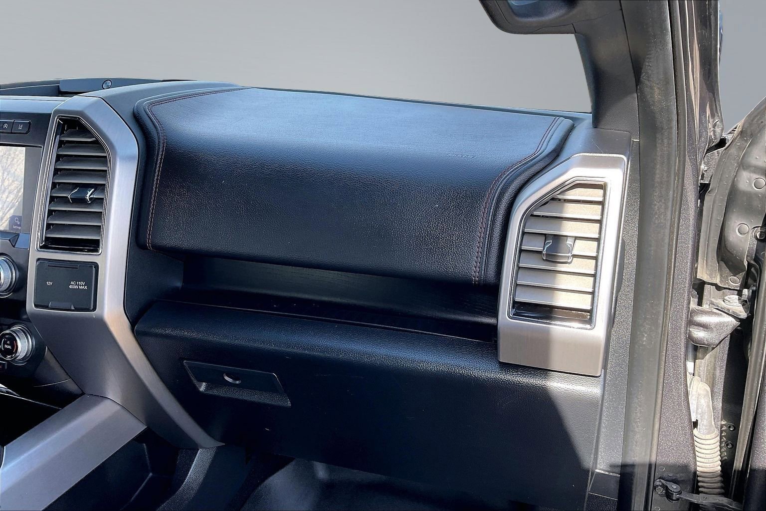 Used 2020 Ford F150 Platinum image 15