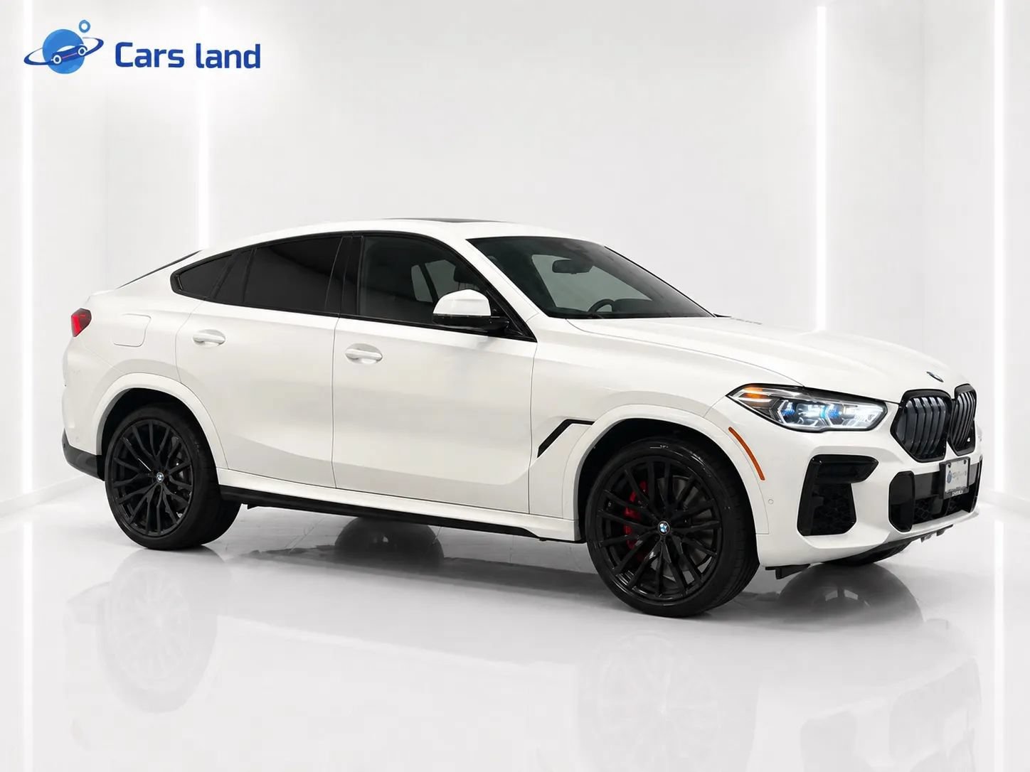 Used 2022 BMW X6 M50i w/ Executive Package AWD/4WD image 2