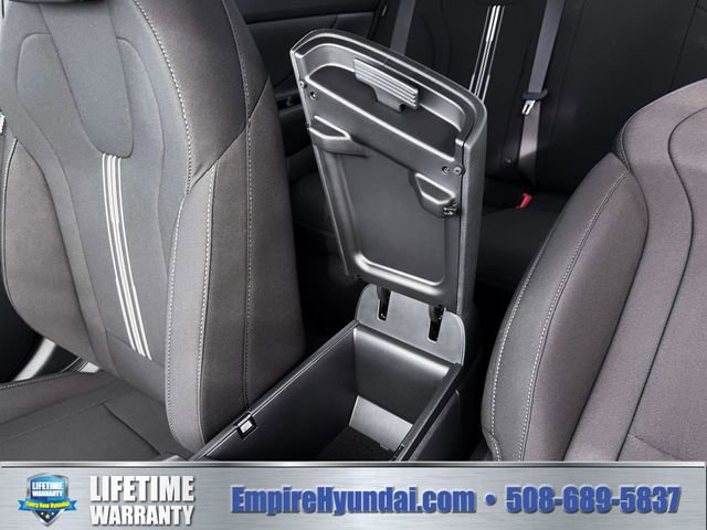New 2026 Hyundai Elantra Sport FWD image 18