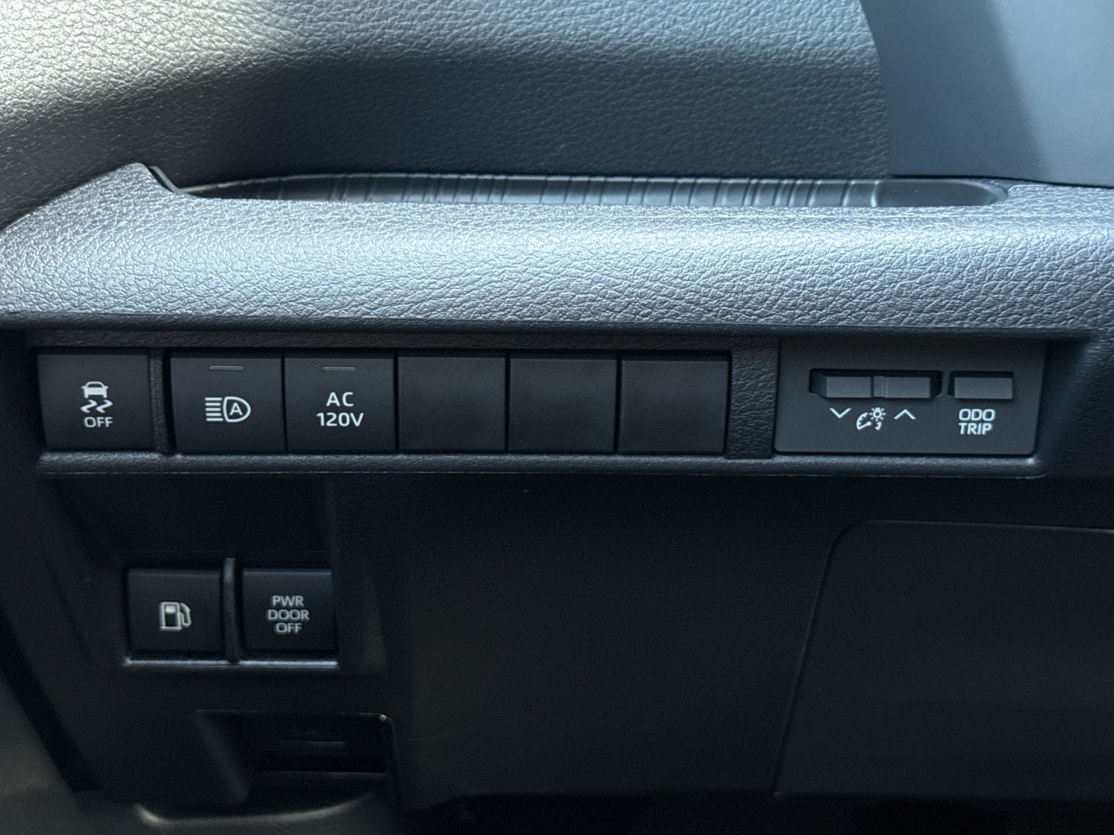 New 2026 Toyota Sienna XLE Woodland Edition AWD/4WD image 30