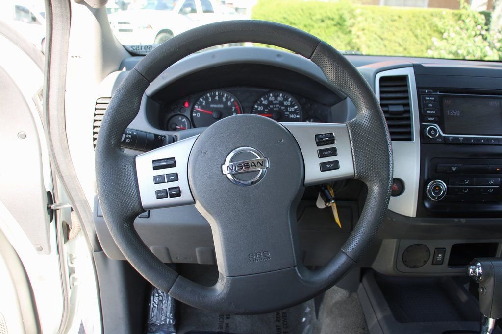 Used 2017 Nissan Frontier S image 21