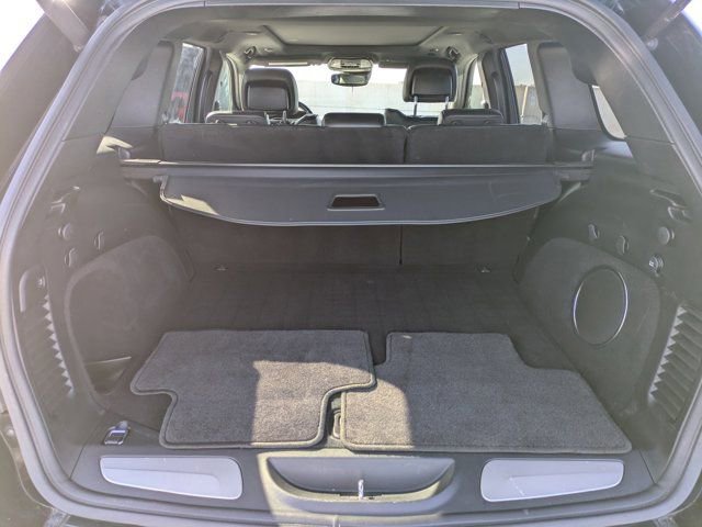 Used 2018 Jeep Grand Cherokee Overland image 11