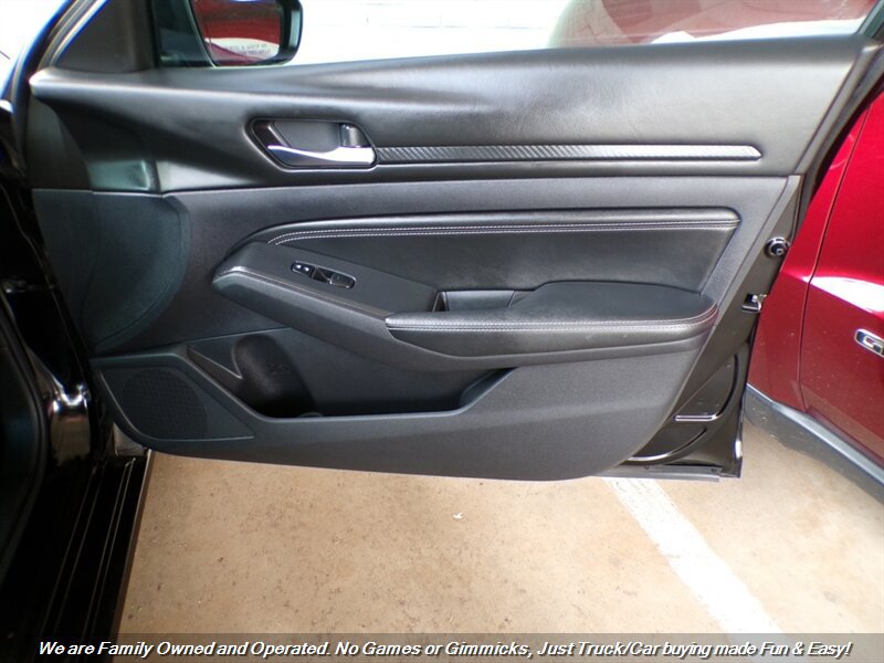 Used 2020 Nissan Altima 2.5 S FWD image 29