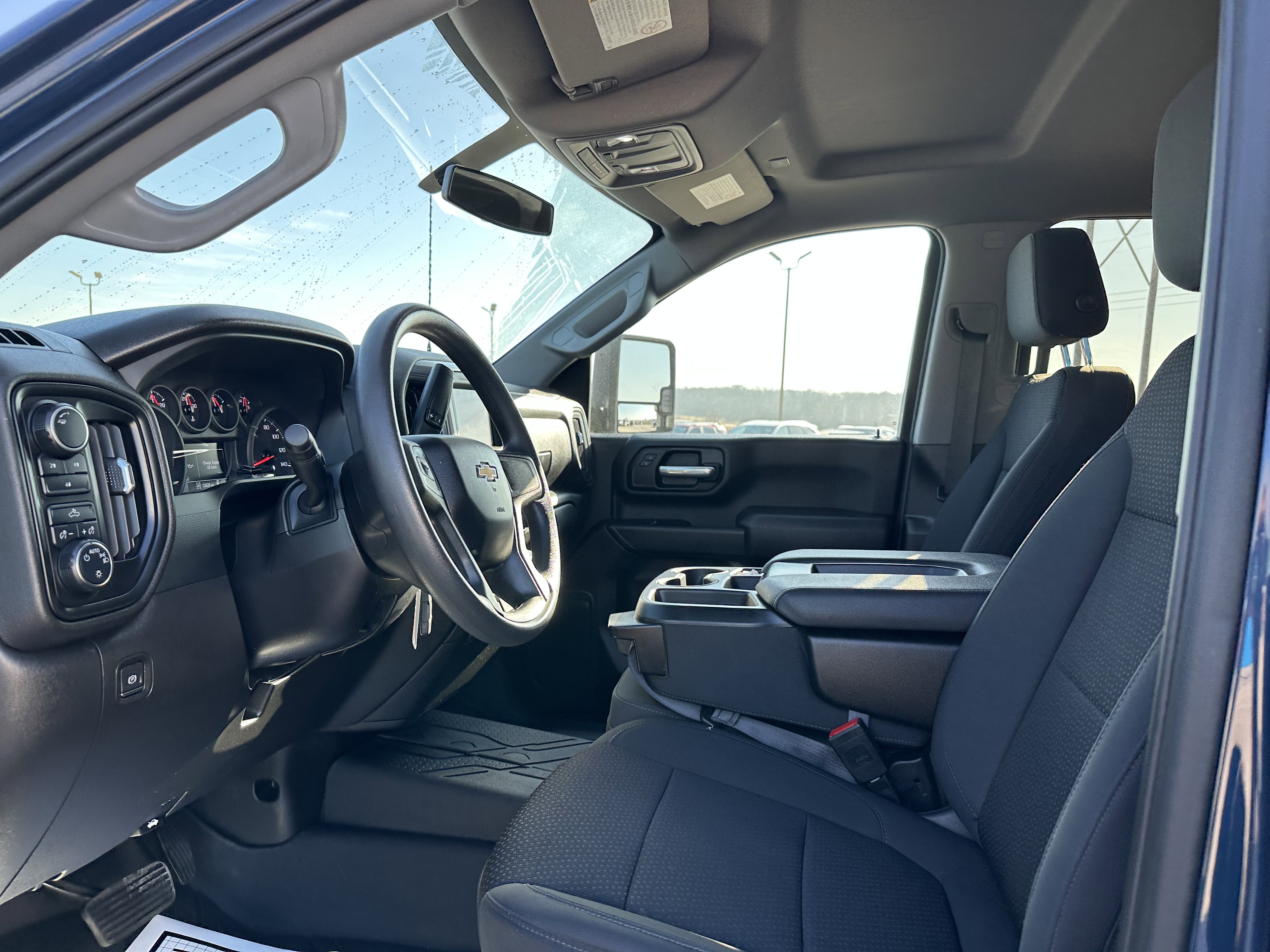 Used 2022 Chevrolet Silverado 2500 Custom w/ Custom Convenience Package image 28