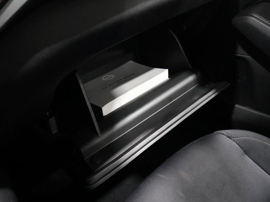 Used 2024 Nissan Altima 2.5 SV image 34