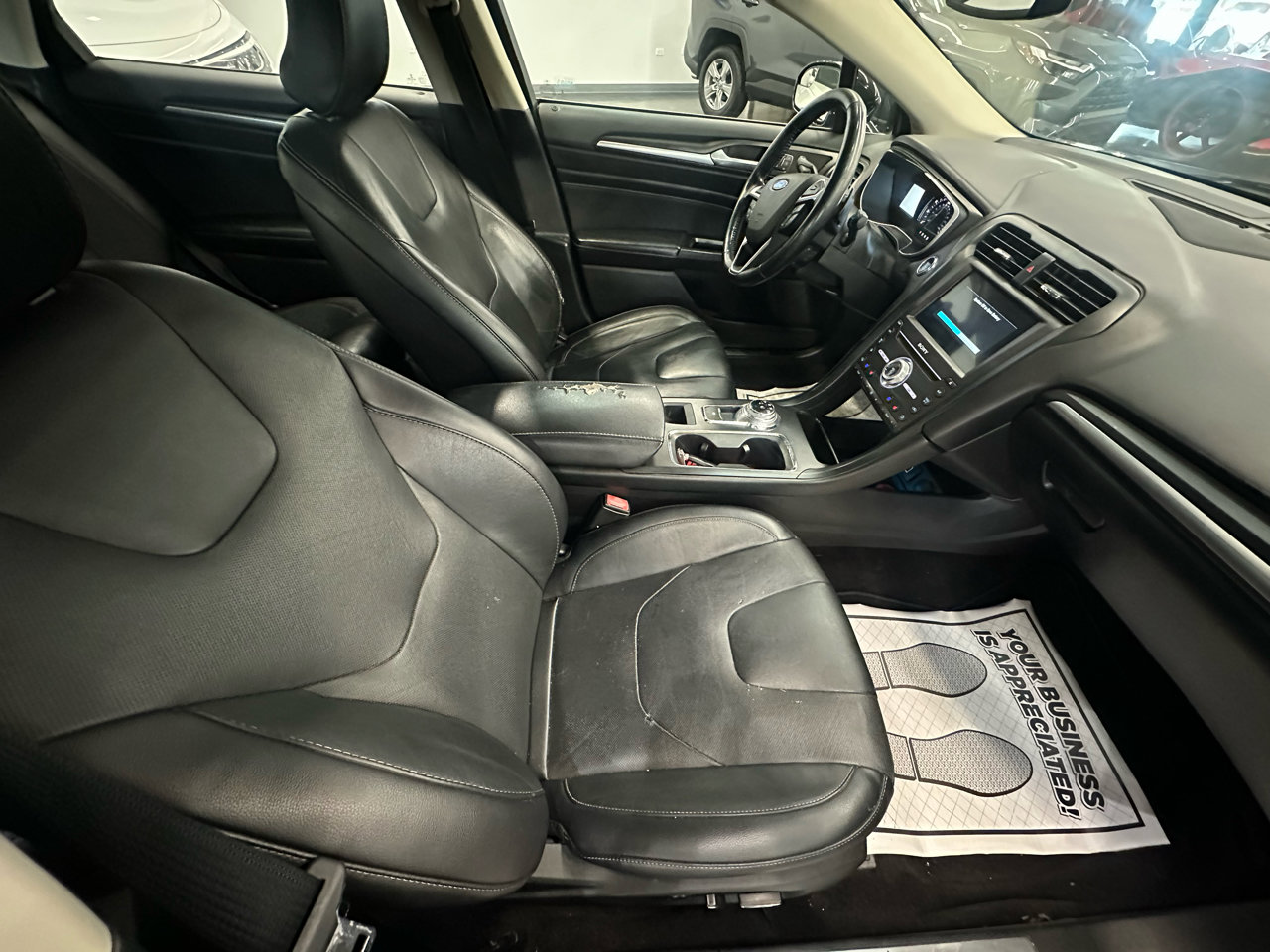 Used 2017 Ford Fusion Titanium image 13