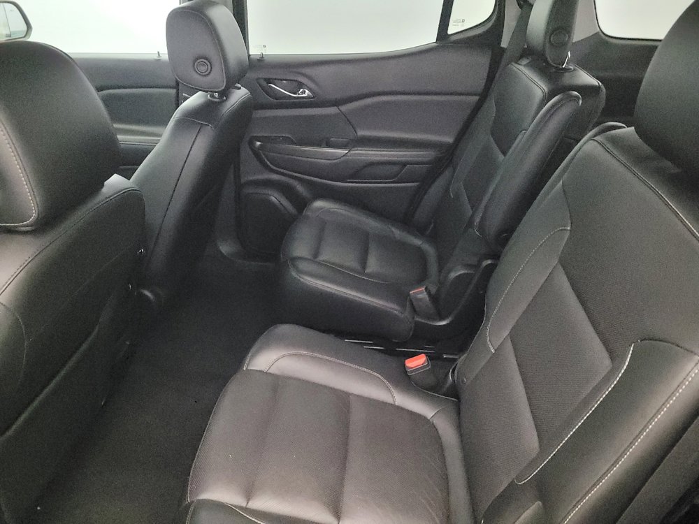 Used 2017 GMC Acadia SLT image 18