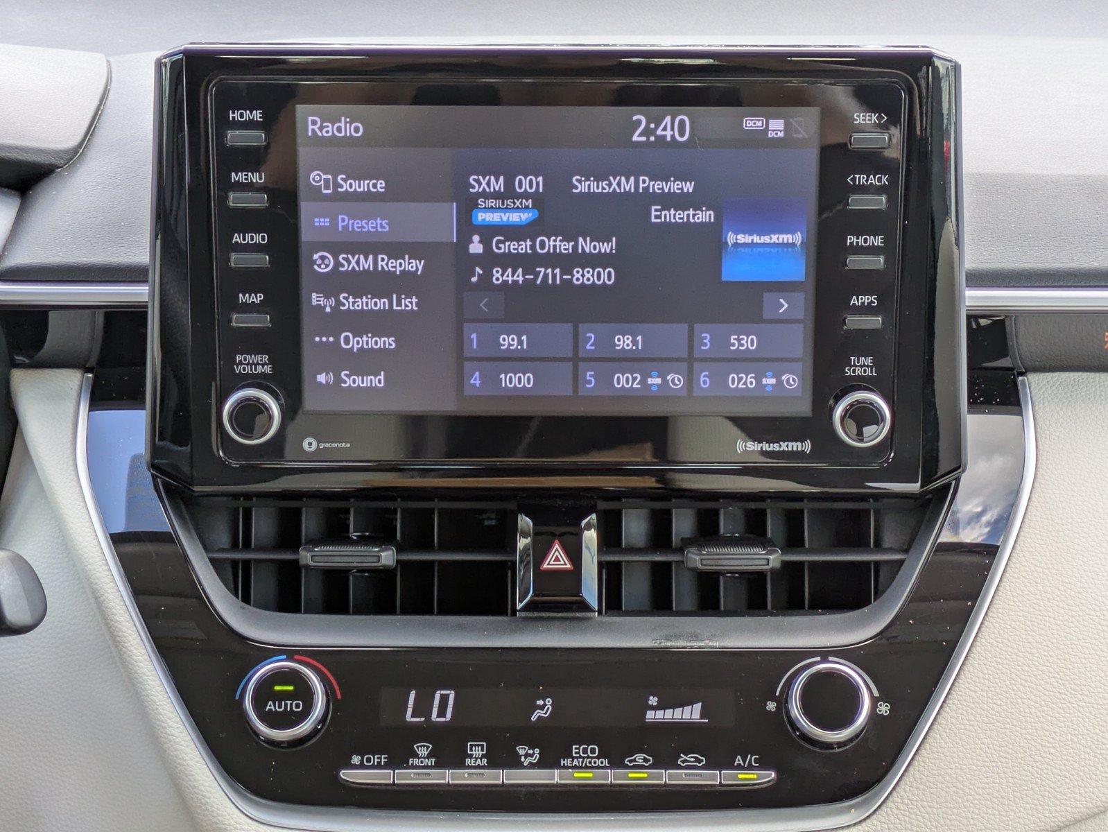 Used 2022 Toyota Corolla LE FWD image 14