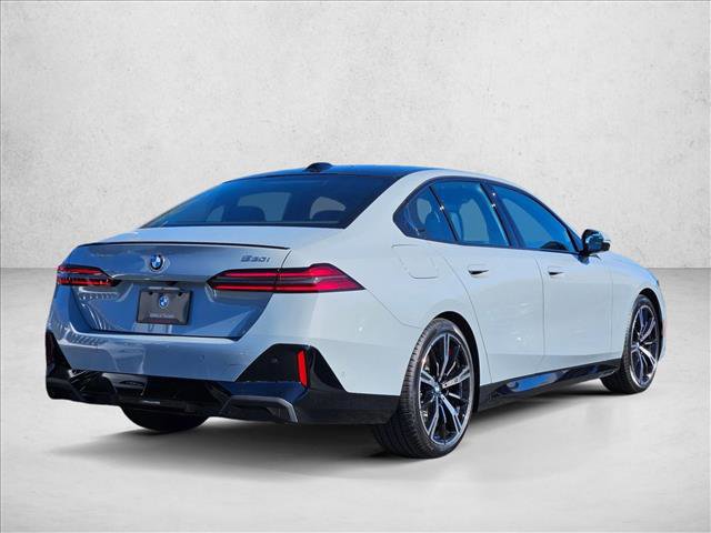 New 2026 BMW 530i image 2