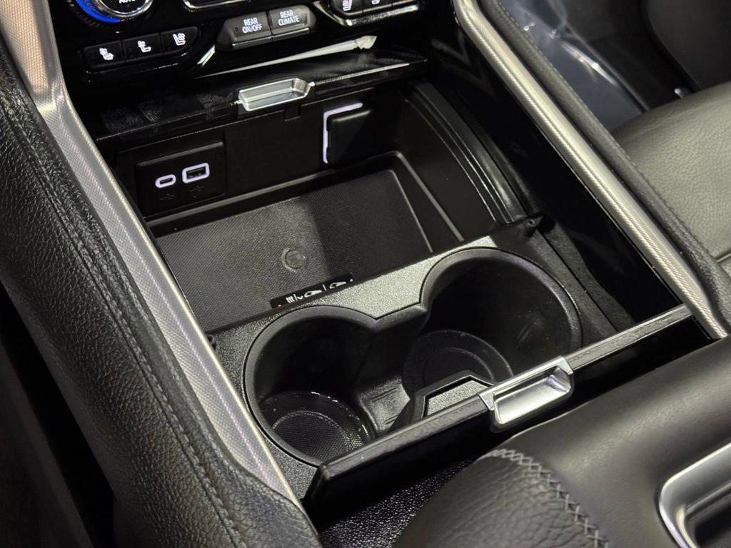 Certified 2024 GMC Yukon Denali image 41