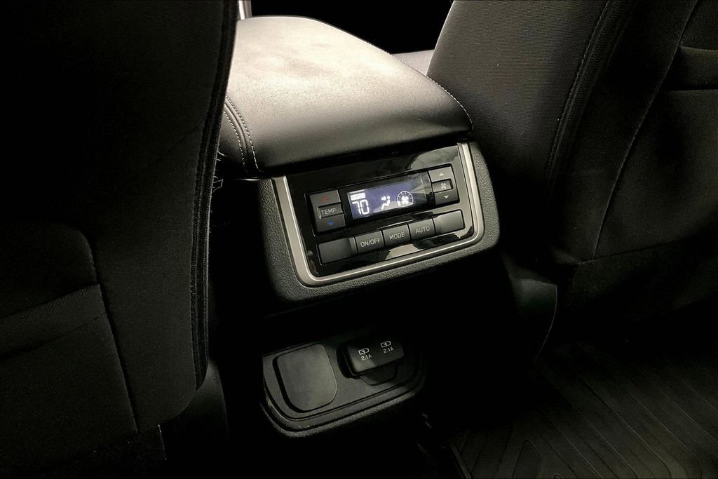 Used 2020 Subaru Ascent Premium w/ Convenience Package image 30