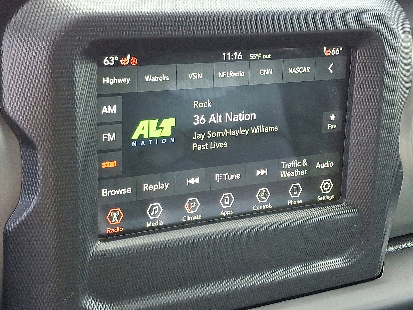 Used 2021 Jeep Wrangler Unlimited Sport image 16