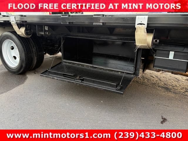 Used 2024 Isuzu NPR RWD image 15