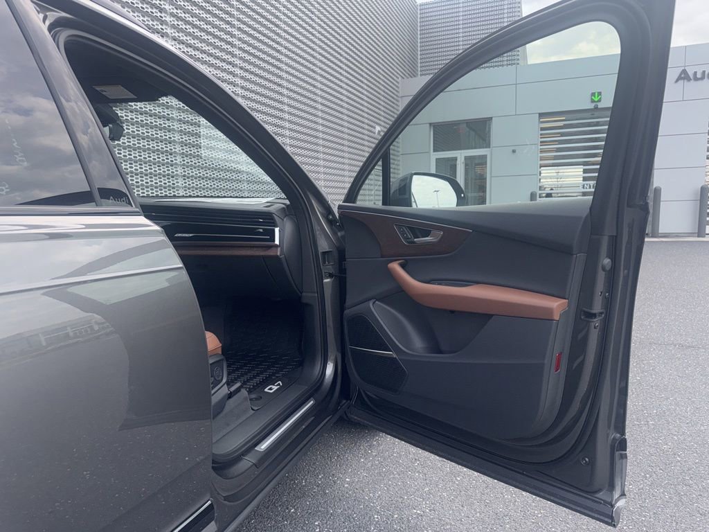 New 2026 Audi Q7 3.0T Premium AWD/4WD image 11