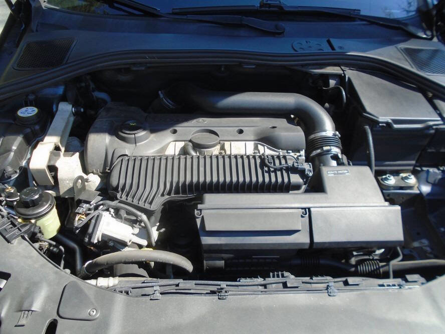 Used 2013 Volvo S60 T5 image 25