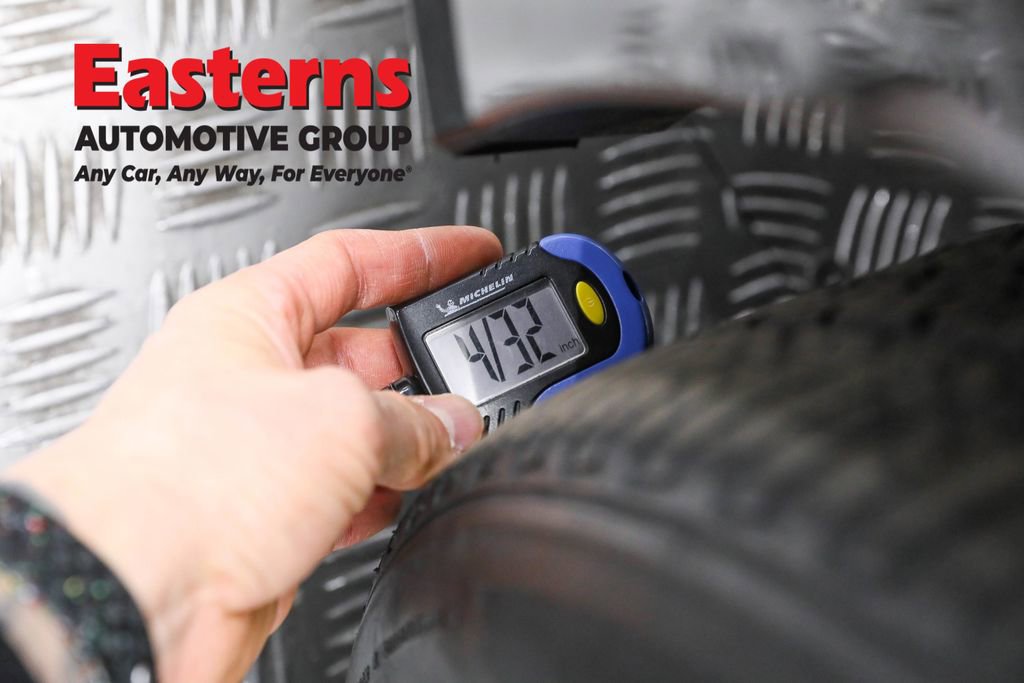 Used 2023 Nissan Kicks SV image 27