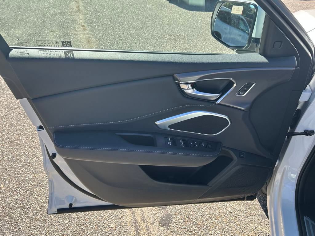 New 2025 Acura RDX SH-AWD image 12