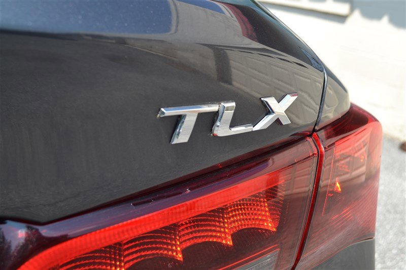 Used 2015 Acura TLX V6 w/ Technology Package image 40
