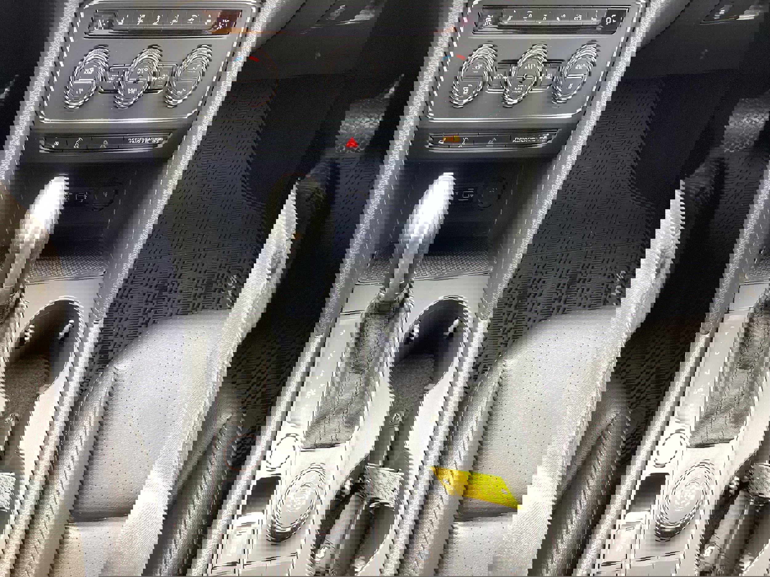 Used 2018 Volkswagen Atlas SE image 20