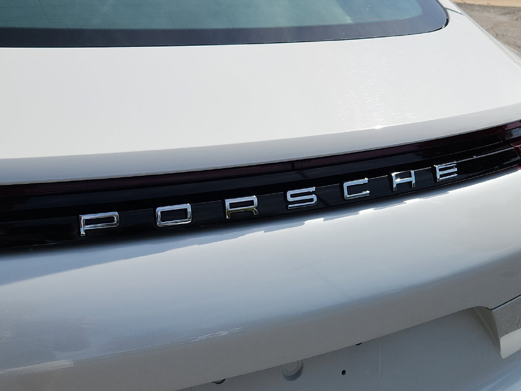 Used 2019 Porsche Panamera 4 AWD/4WD image 31