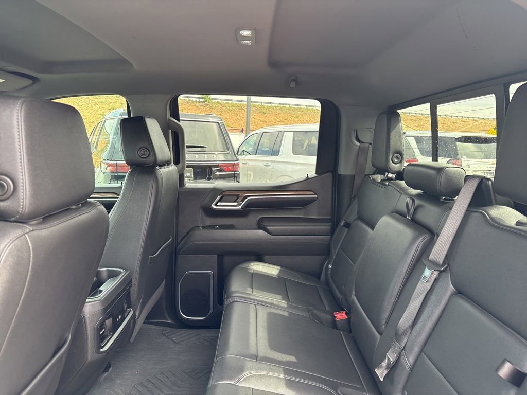 Used 2024 Chevrolet Silverado 1500 RST AWD/4WD image 2