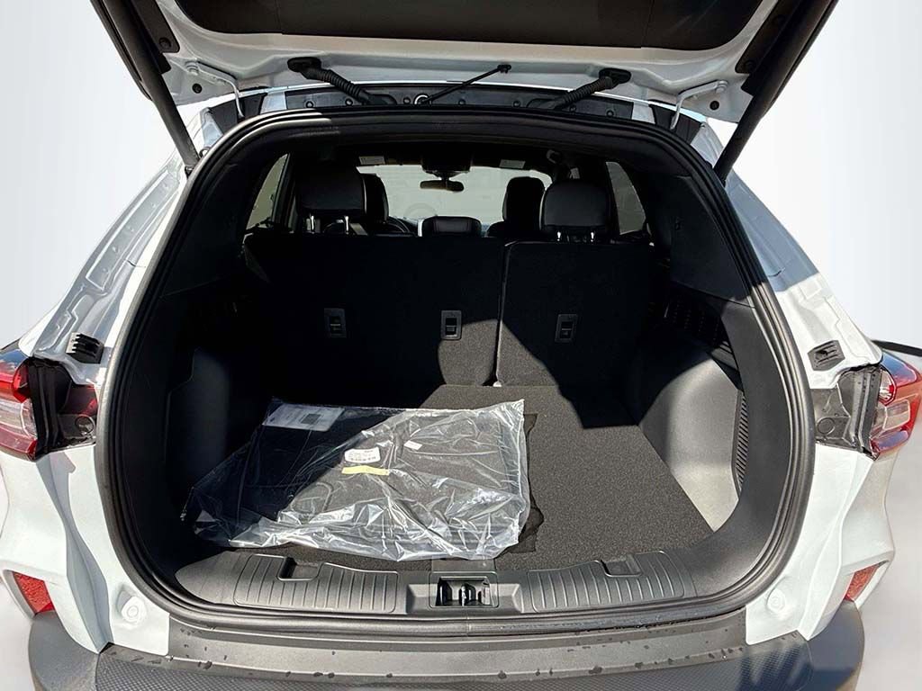 New 2026 Ford Escape ST-Line w/ Tech Pack #1 AWD/4WD image 14