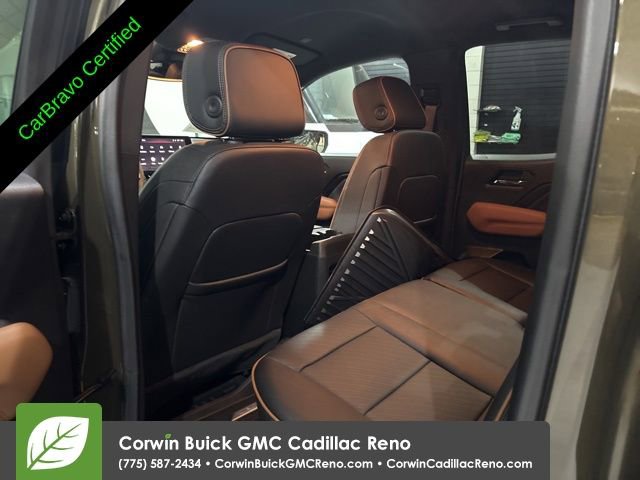 Certified 2023 GMC Canyon AT4 w/ AT4 Premium Package AWD/4WD image 30