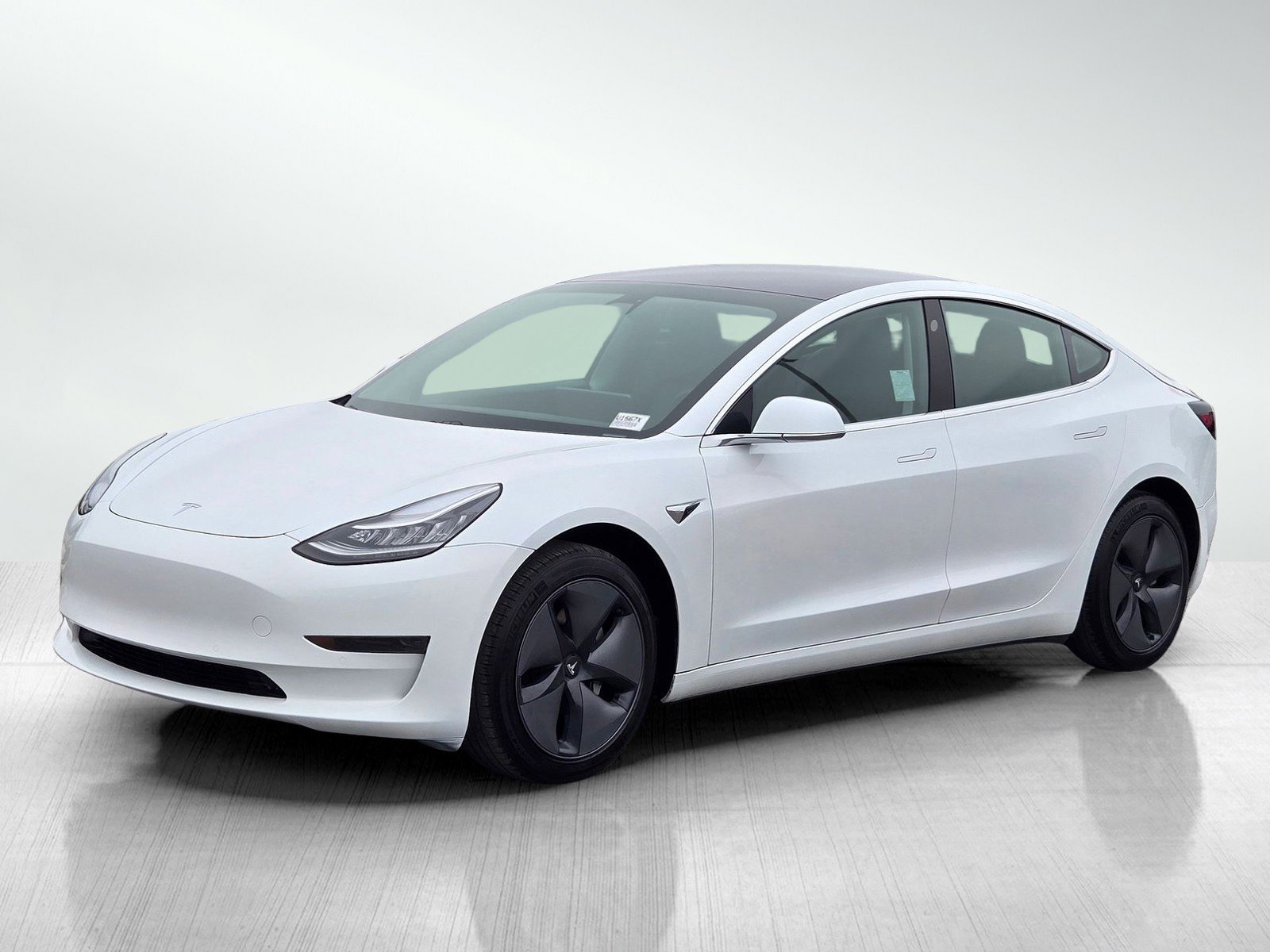 Used 2020 Tesla Model 3 Standard Range Plus RWD image 8
