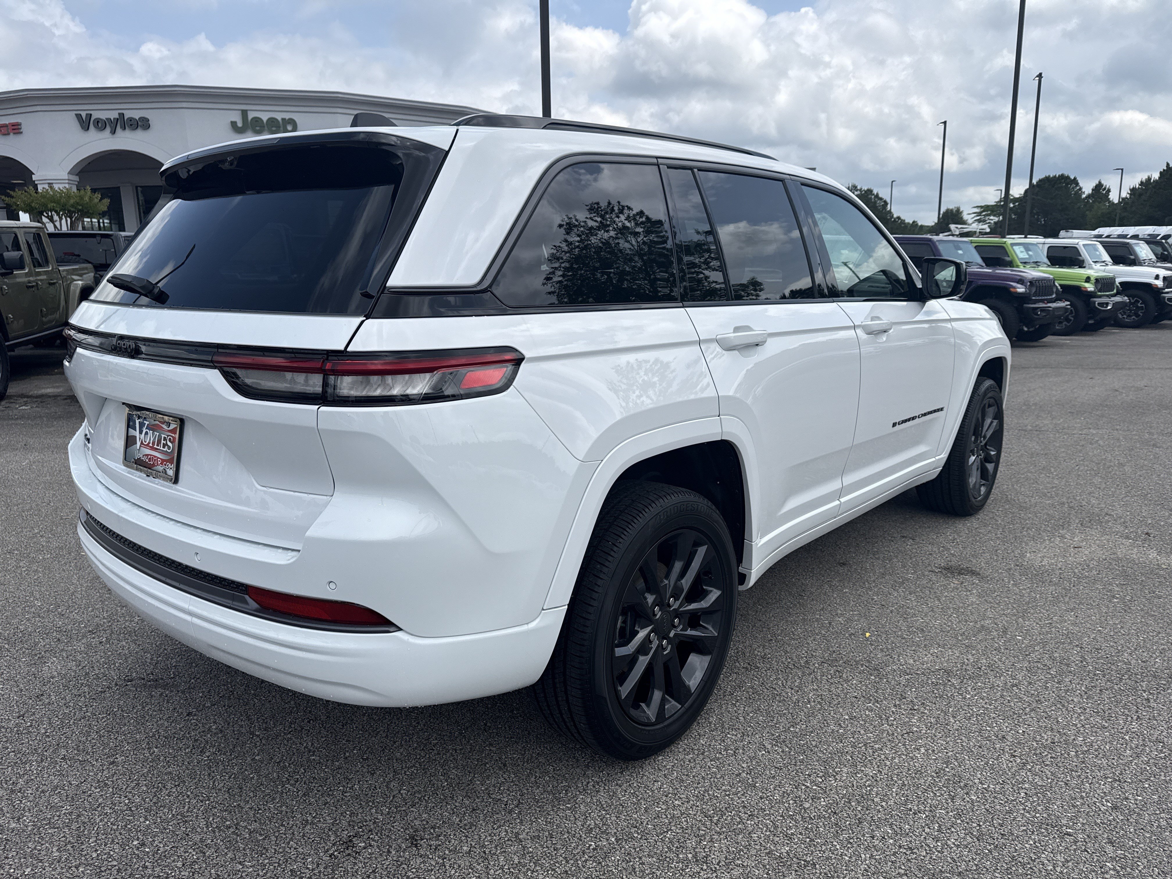 New 2026 Jeep Grand Cherokee Limited AWD/4WD image 7