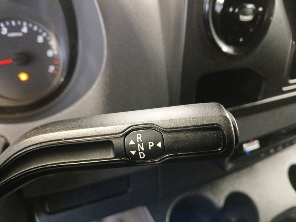 Used 2021 Mercedes-Benz Sprinter 2500 image 10