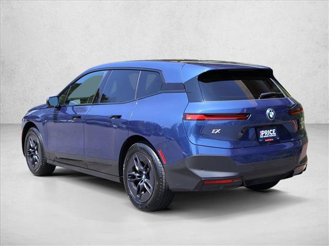 Used 2023 BMW iX xDrive50 AWD/4WD image 10