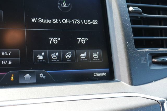 Used 2013 Lincoln MKS FWD image 6