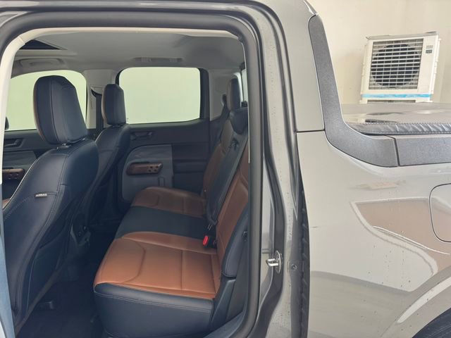 Used 2023 Ford Maverick Lariat w/ Lariat Luxury Package image 18