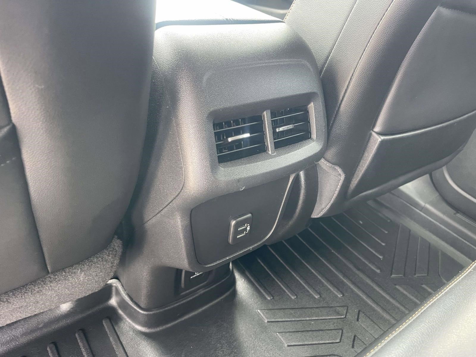 Used 2019 GMC Terrain SLT w/ Preferred Package AWD/4WD image 13