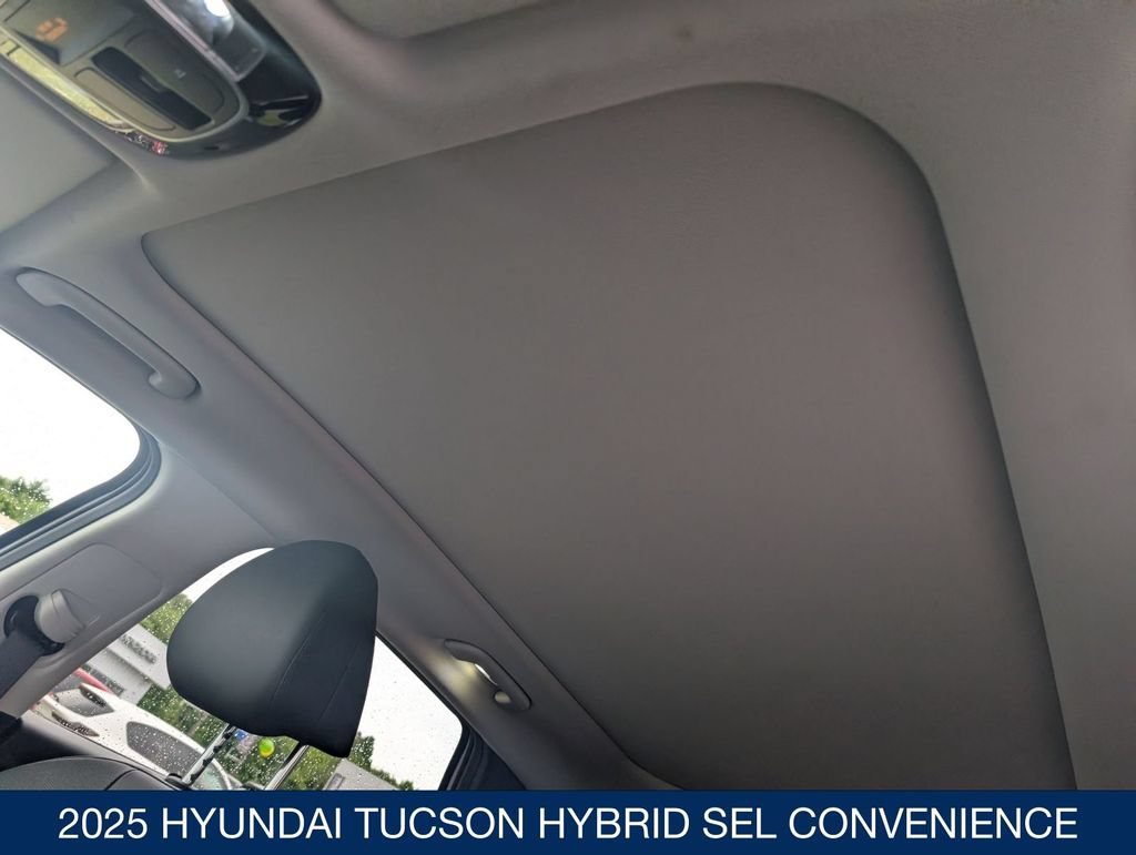 Certified 2025 Hyundai Tucson SEL AWD/4WD image 16