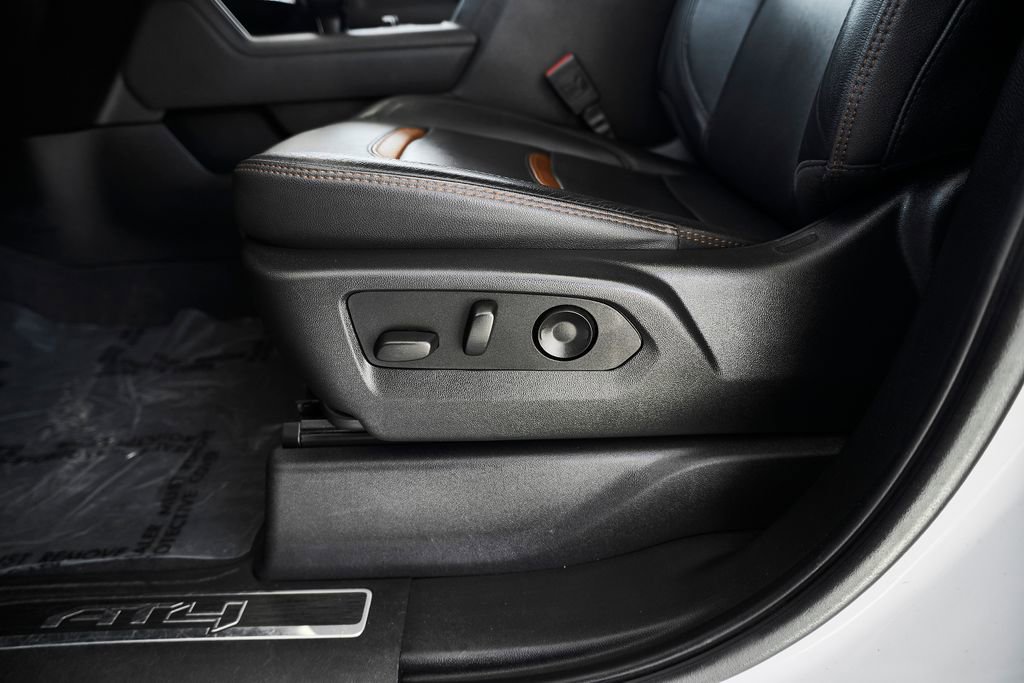 Used 2023 GMC Sierra 1500 AT4 w/ AT4 Premium Package image 27