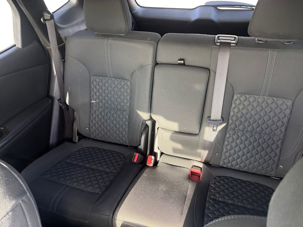 Used 2022 Chevrolet Blazer LT image 13