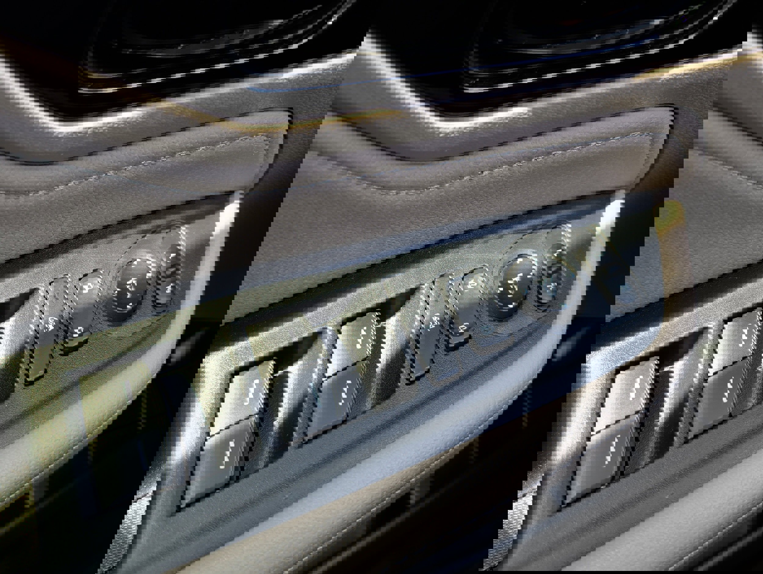 Used 2023 Honda Odyssey Touring image 13