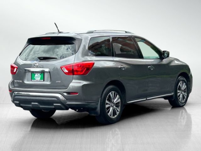 Used 2018 Nissan Pathfinder S AWD/4WD image 4
