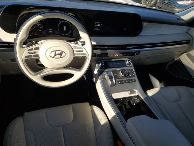 Used 2024 Hyundai Palisade Calligraphy image 11