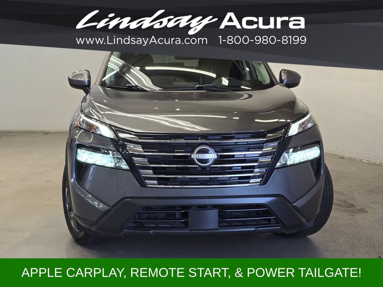 Used 2025 Nissan Rogue SV AWD/4WD image 2