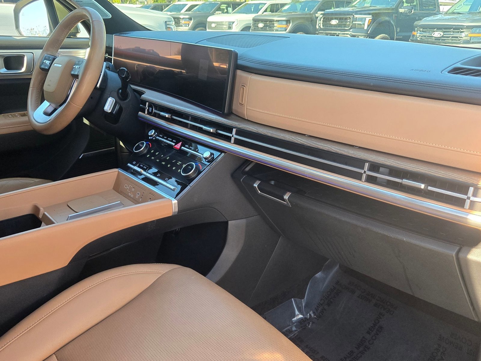 Used 2024 Hyundai Santa Fe Limited image 24