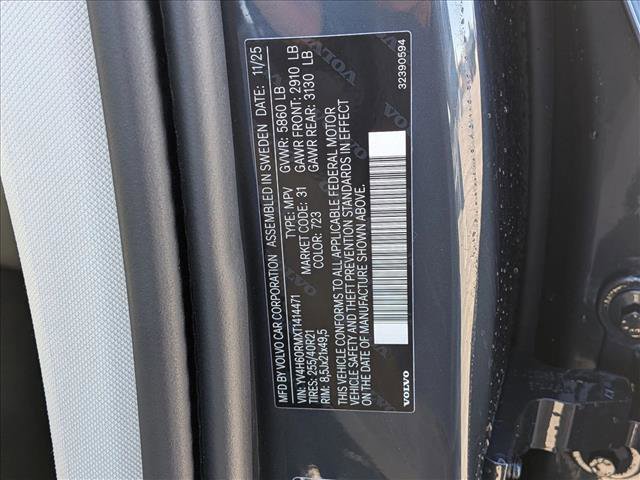 New 2026 Volvo XC60 T8 Ultra w/ Protection Package Premier image 20