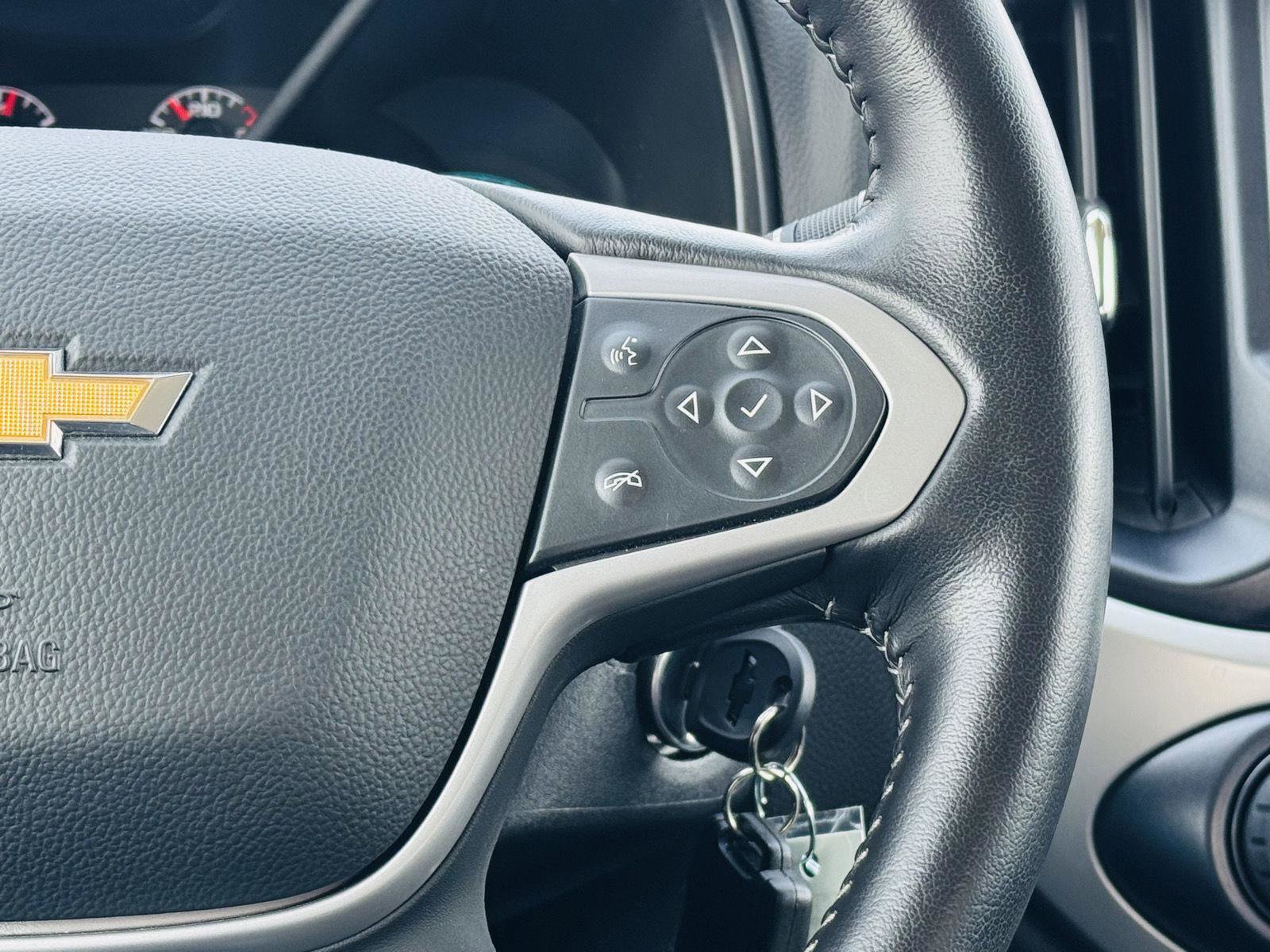 Used 2021 Chevrolet Colorado LT w/ LT Convenience Package image 16