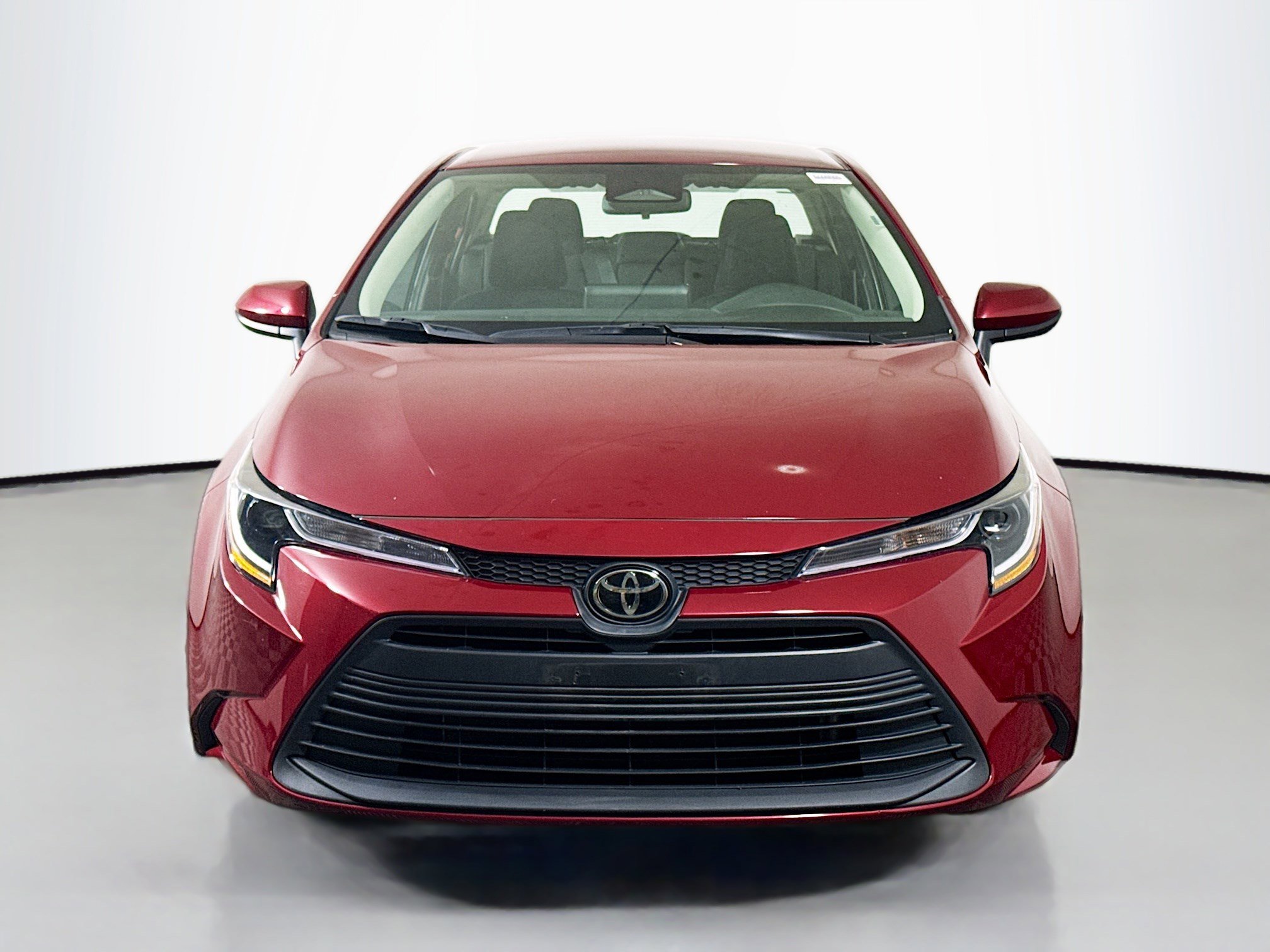 Used 2024 Toyota Corolla LE image 2
