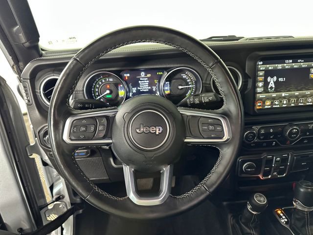 Used 2023 Jeep Wrangler Unlimited Sahara w/ Cold Weather Group AWD/4WD image 14